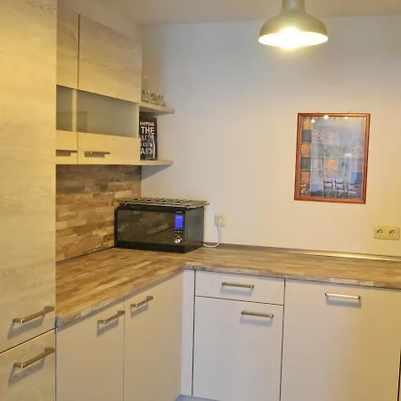 Haus Am Schmollensee Sellin 7a Apartamento *